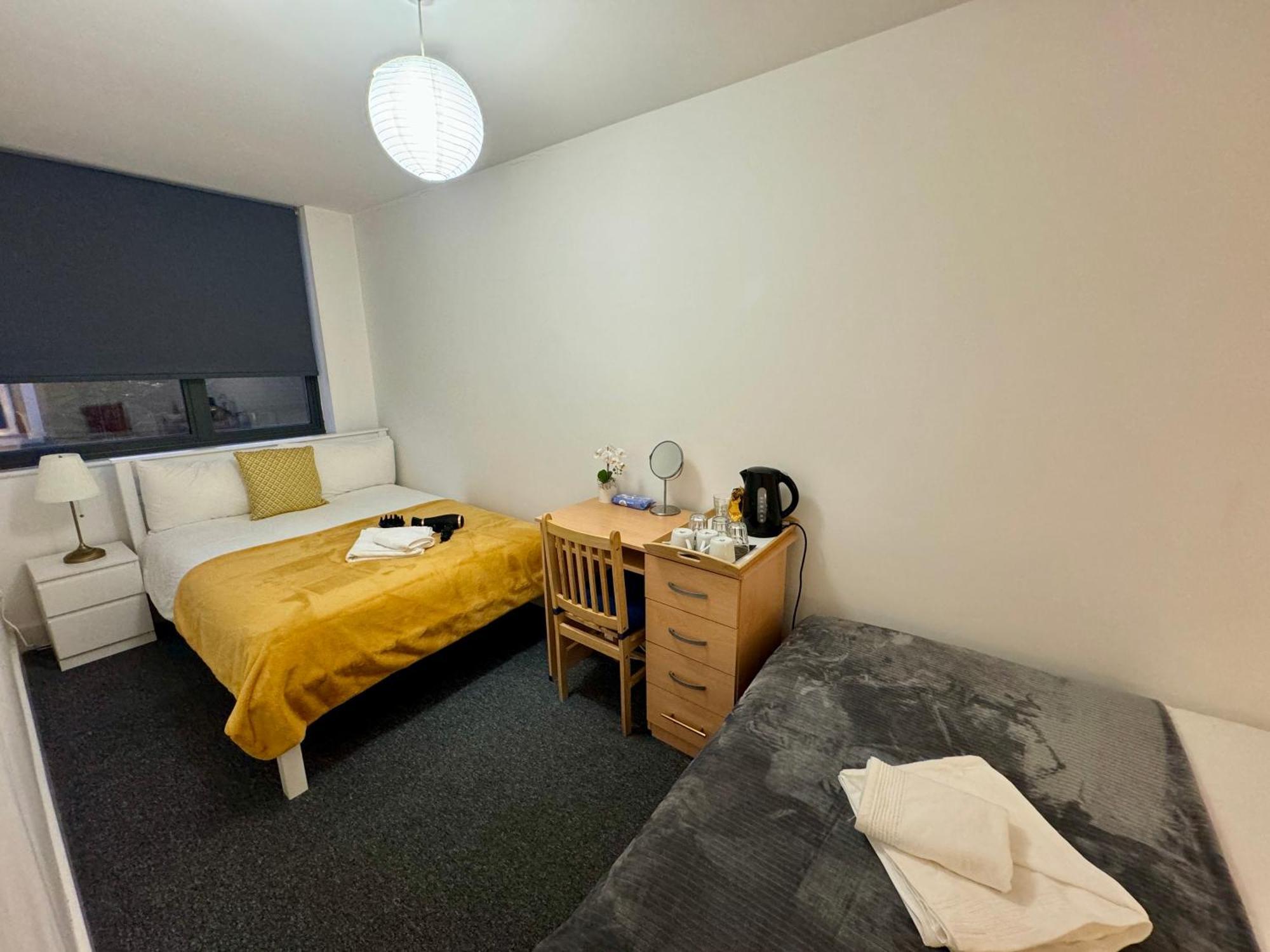 Homestay Euston Station 106 *