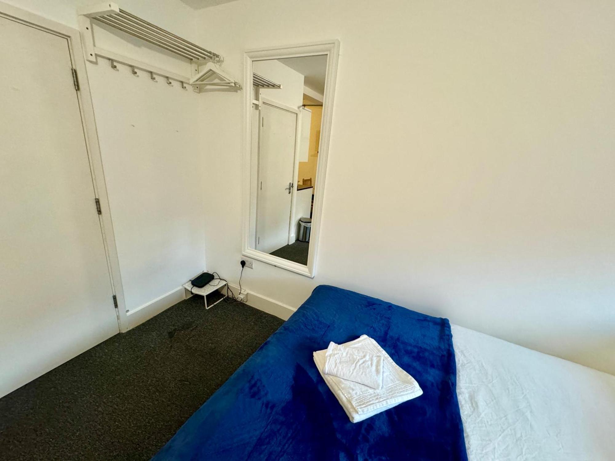 Homestay Euston Station 106